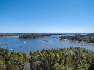 313 River Rd, Saint George, ME 04860