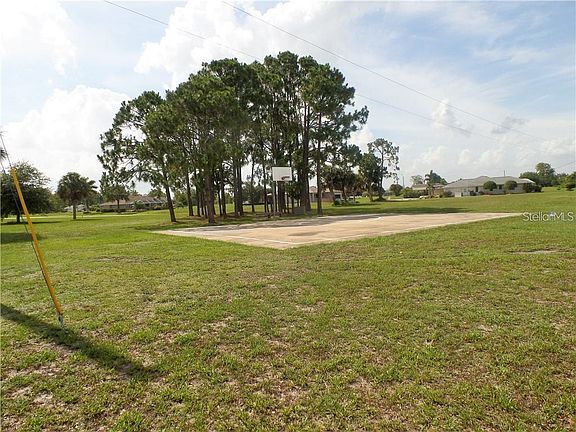 4th image of 16035 Coruna Ct