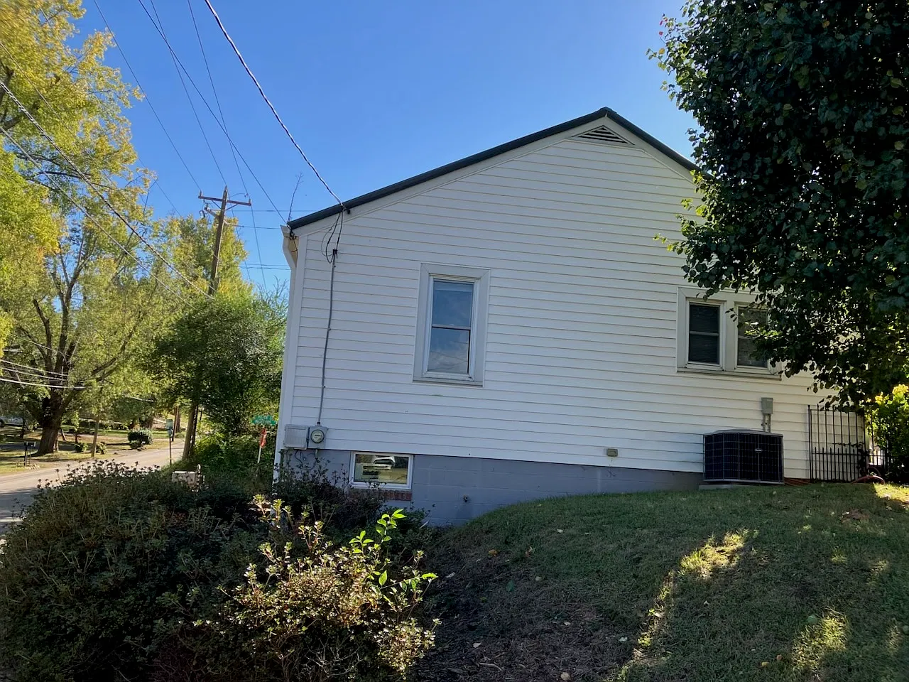 2 bed, 840 sqft, $1,600 — Photo 4