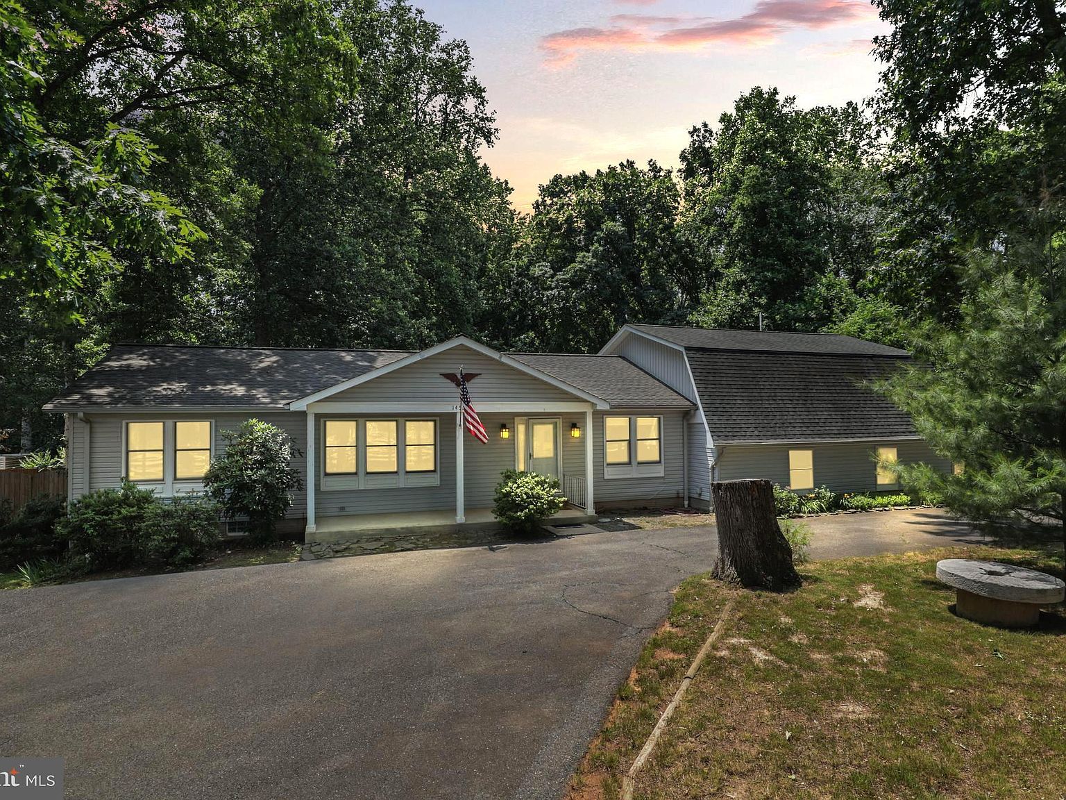 14559 Minnieville Rd, Woodbridge, VA 22193 MLS VAPW2052460 Zillow