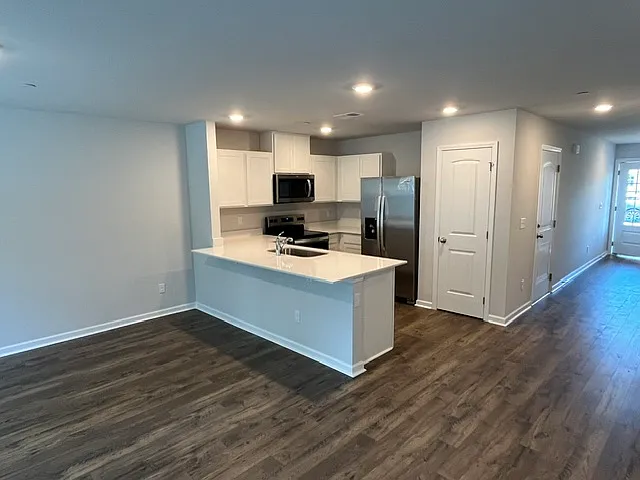 Building Photo - 260 Dale Mires Ln