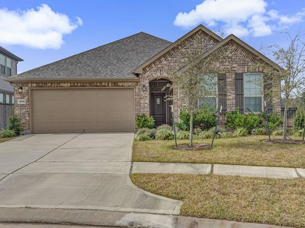 15702 Rosemary Hill Ln