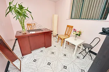 Rented by Genik Group Corp