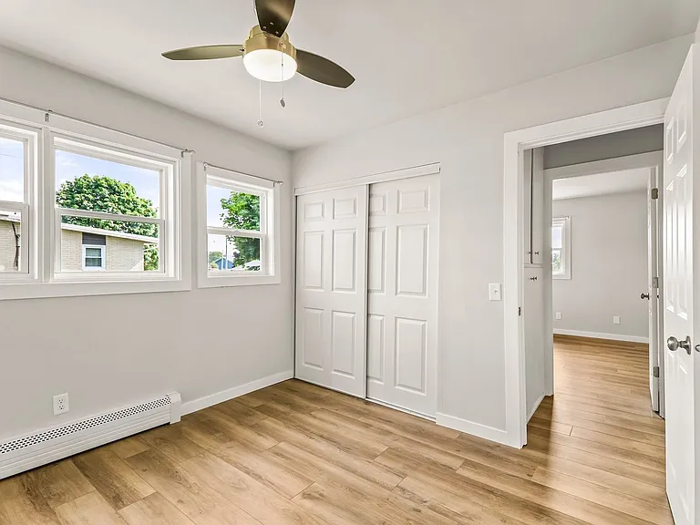 124-132 S Bird St #208 — Photo 17
