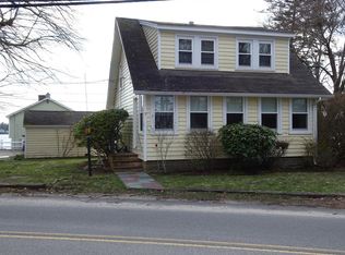 7 Oak St, Wareham, MA 02571