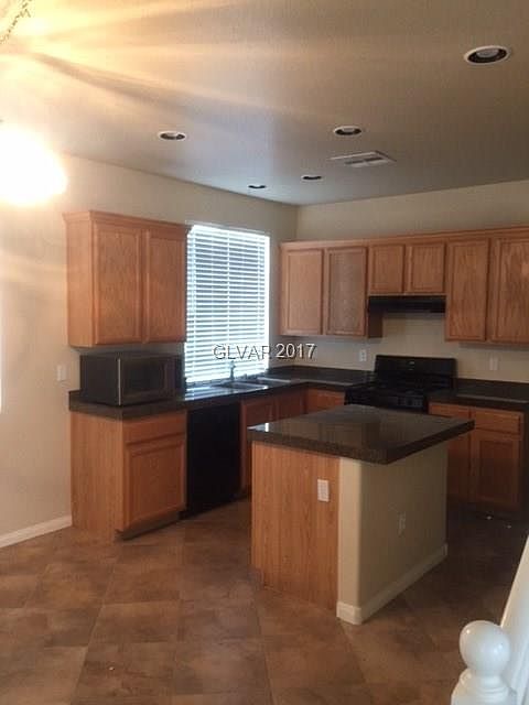 1st image of 7568 Aspen Color St #0