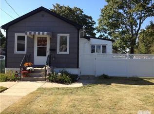 868 Oakfield Ave, Wantagh, NY 11793