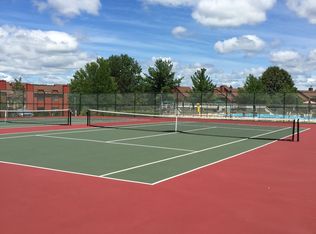 82 Knob Hill Rd, Hackettstown, NJ 07840