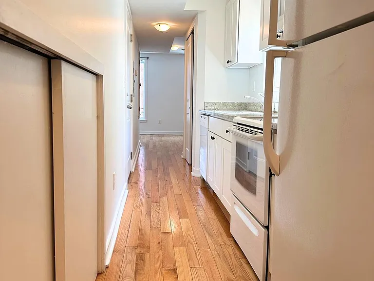 1204 E Palmer St #3 — Photo 10