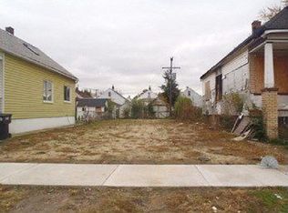 3334 Burnside St, Hamtramck, MI 48212