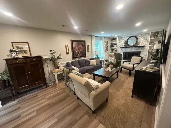 8551 Kettering Dr, Cordova, TN 38016