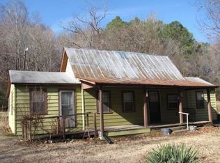 570 Midway Dr, Erin, TN 37061