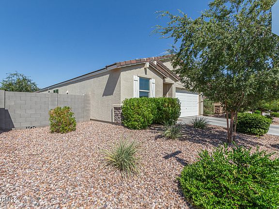 3rd image of 554 W TENIA Trail