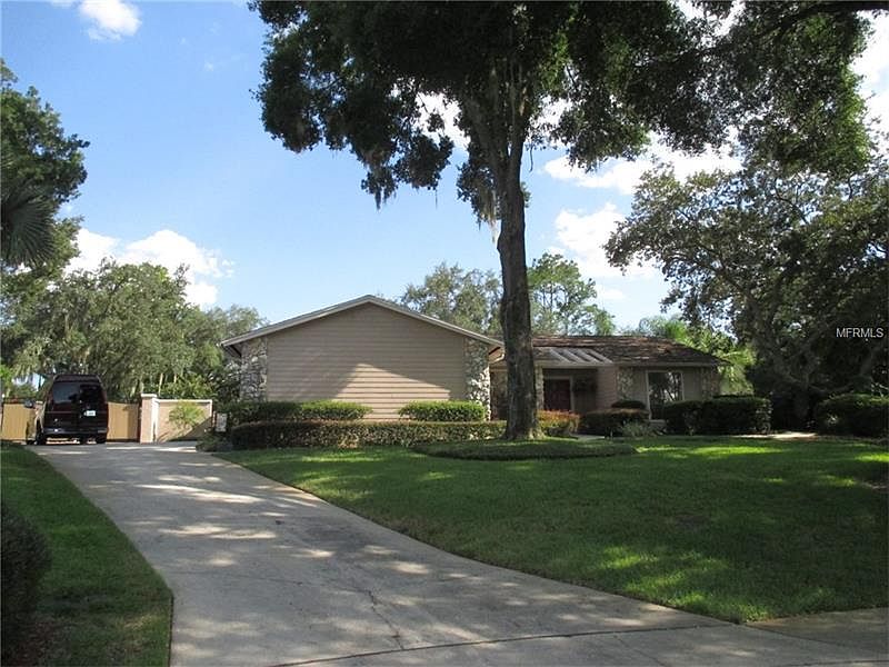 1st image of 300 Cypress Landing Dr
