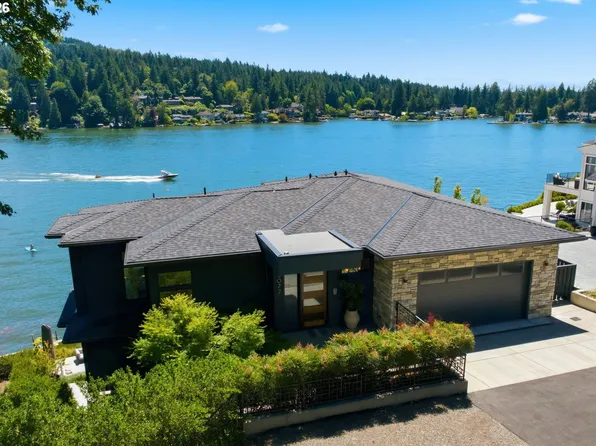 3072 Lakeview Blvd, Lake Oswego, OR 97035