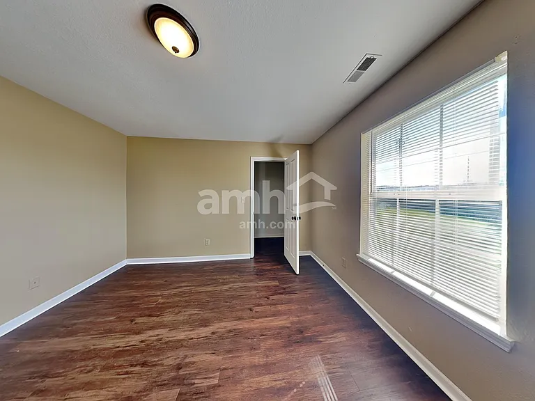 12654 Walney Ct — Photo 16