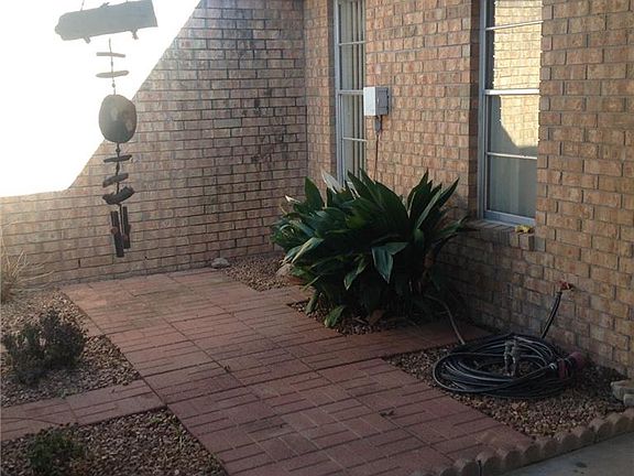 3rd image of 10674 Janway Dr