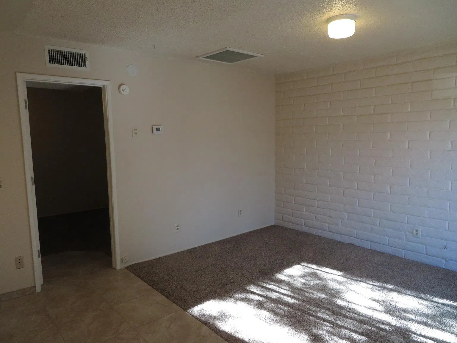 1 bed, 500 sqft, $925 — Photo 3