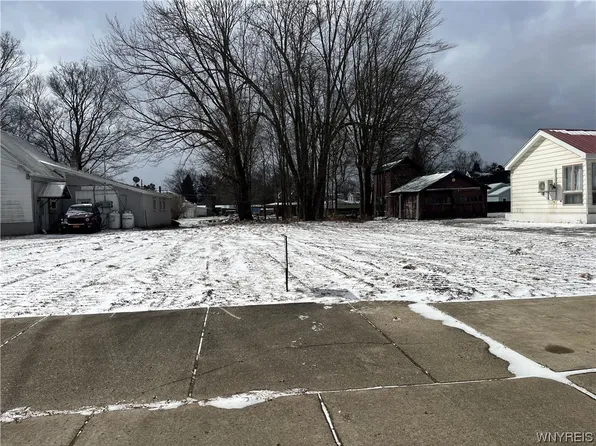 217 Pine St #46, South Dayton, NY 14138