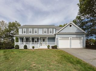 6 Alcott Way, Medfield, MA 02052