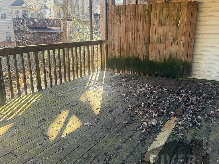 212 Woodcastle Dr — Photo 19