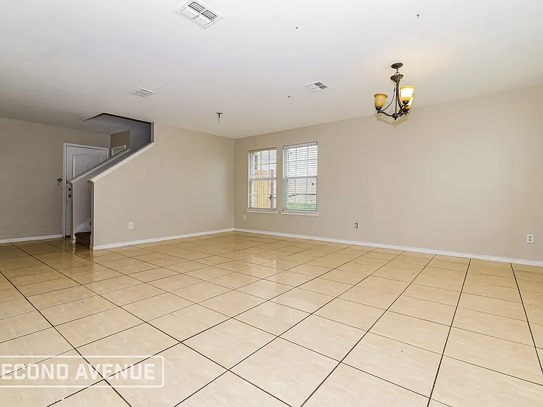 3013 Timber Ridge Ln — Photo 4