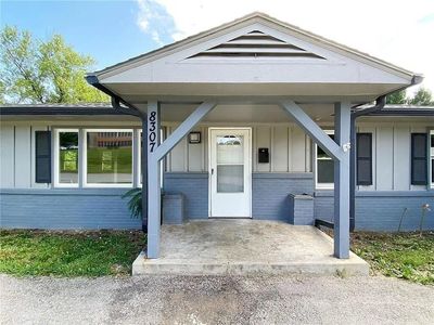 8307 Holmes Rd, Kansas City, MO, 64131