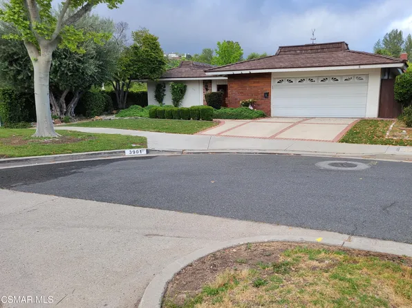 3901 Middlegate Rd, Westlake Village, CA 91361