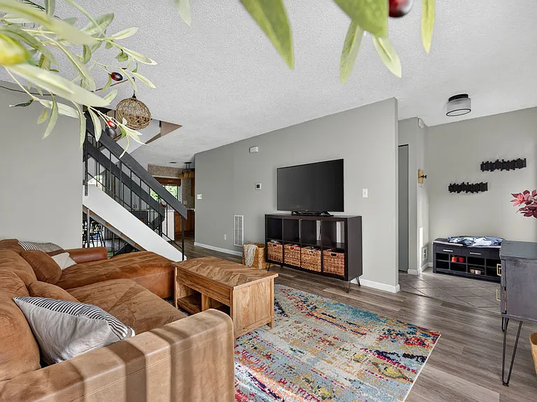 2190 Cartwright Pl — Photo 12