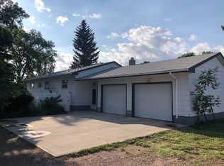 222 8th St, Culbertson, MT 59218