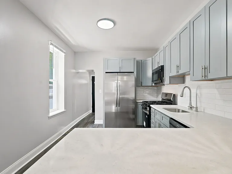 4271 Leidy Ave — Photo 17