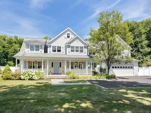 2611 Post Road, Darien, CT 06820