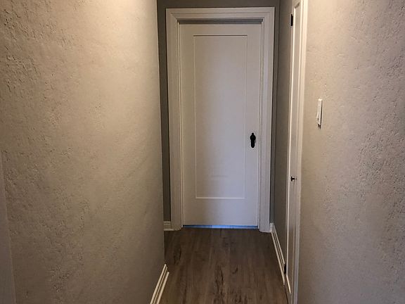 5th image of 1053-1059 Mira Mar Ave #1055