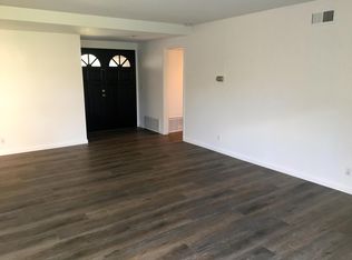 345 S Harwood St, Orange, CA 92866