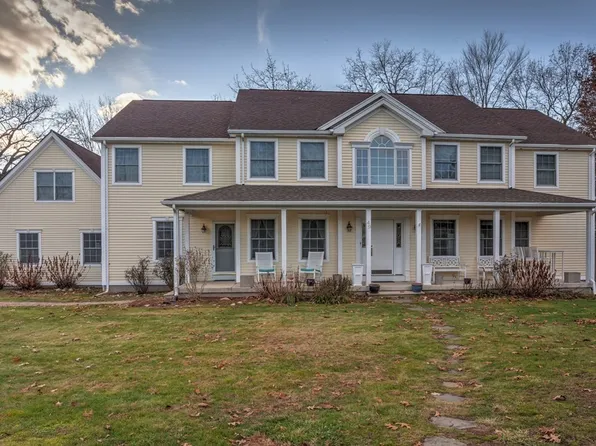 49 Owen Dr, Amherst, MA 01002