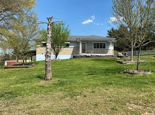 4020 Brosh Ln, House Springs, MO 63051