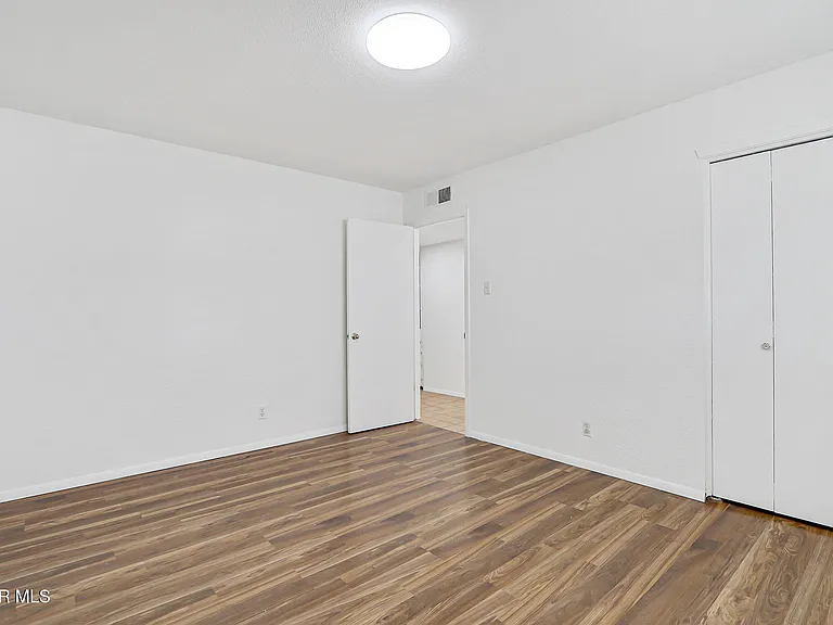 3223 Isla Morada Dr — Photo 16