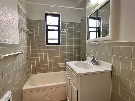 4th image of 109-15 37th Ave #1B