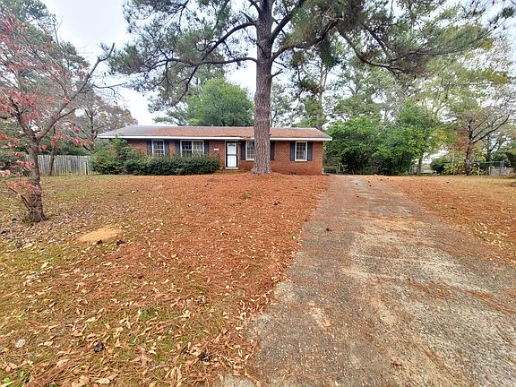 2nd image of 408 Stoney Circle