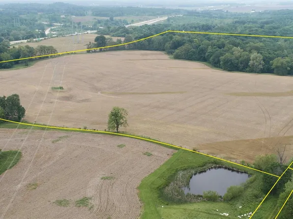 W Gate Rd, Bloomfield, IN 47424