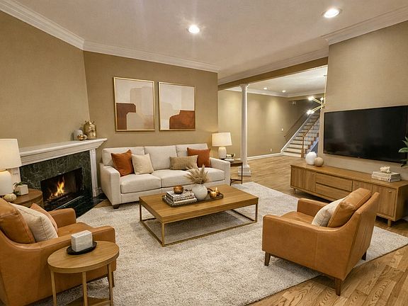 3rd image of 2123 Peckham St
