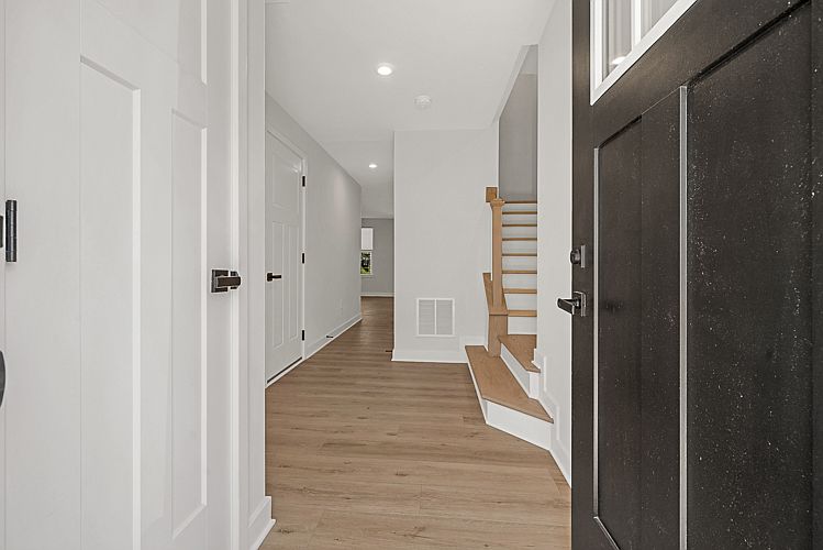 foyer/entryway