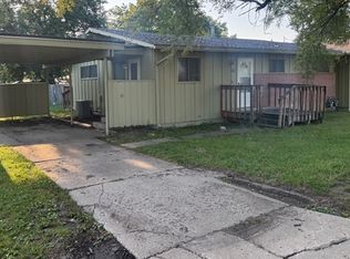 7120 SW Glencrest Dr, Topeka, KS 66619