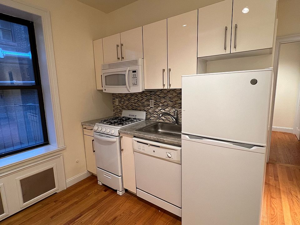 1st image of 235 E 50th St APT 12