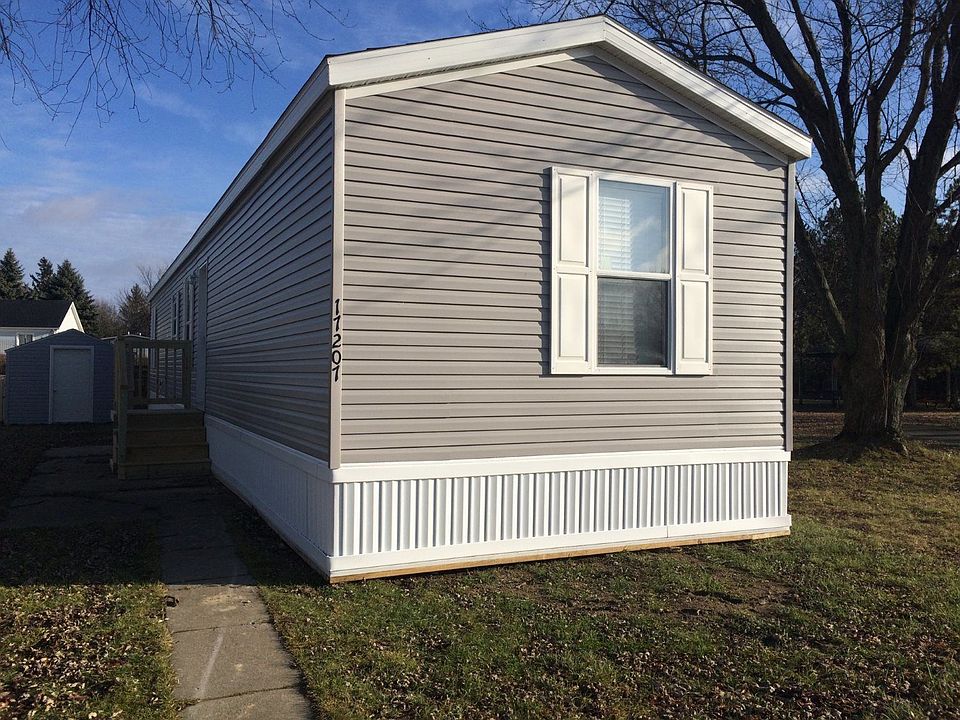1st image of 17204 Roberts Dr