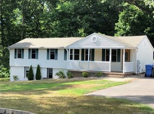 215 Spring St, Manchester, CT 06040