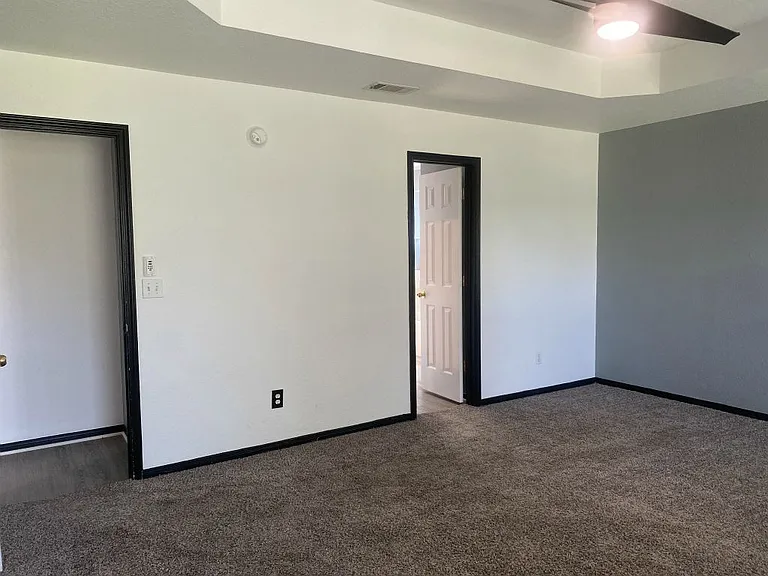 2706 Diaz Dr — Photo 14