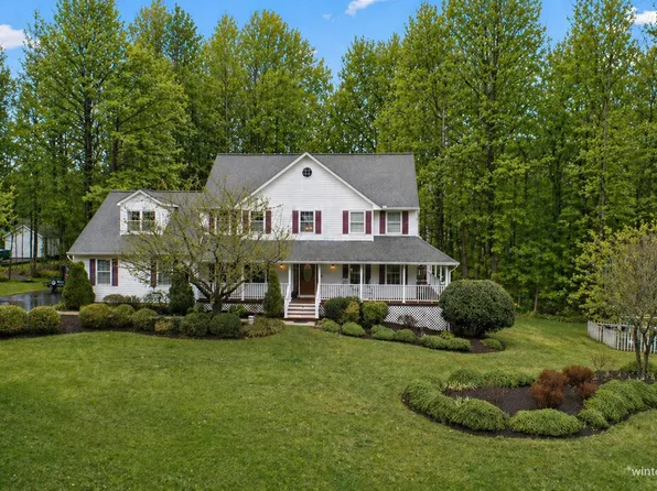 1860 Battery Ln, Owings, MD 20736