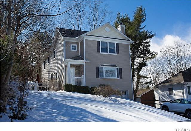 1st image of 4 Brentwood Dr