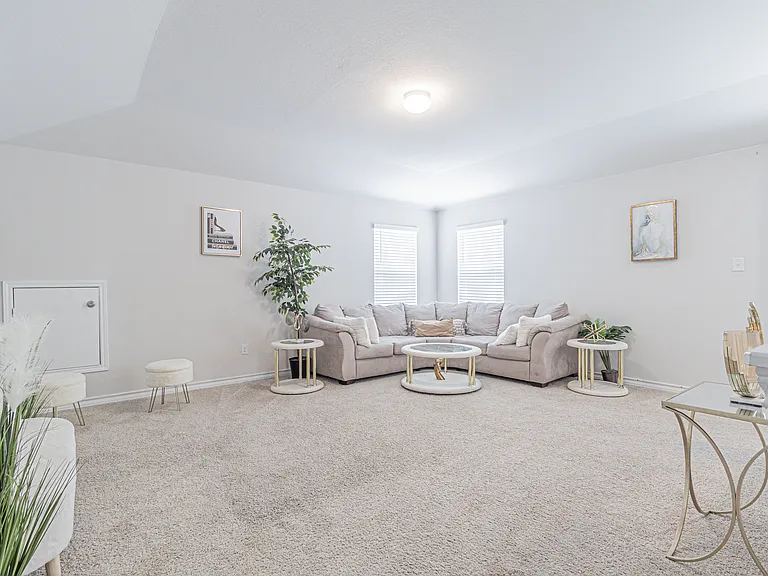 7019 Capella Cir — Photo 23